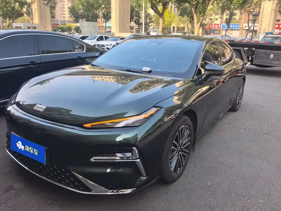 Geely Galaxy Galaxy Xingyao 8 2025 — пригон из Китая