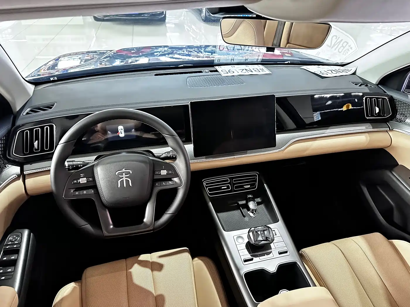 BYD Song Pro New Energy 2025 2nd Generation Smart Drive Edition DM-i 75KM Leading Type фото 11