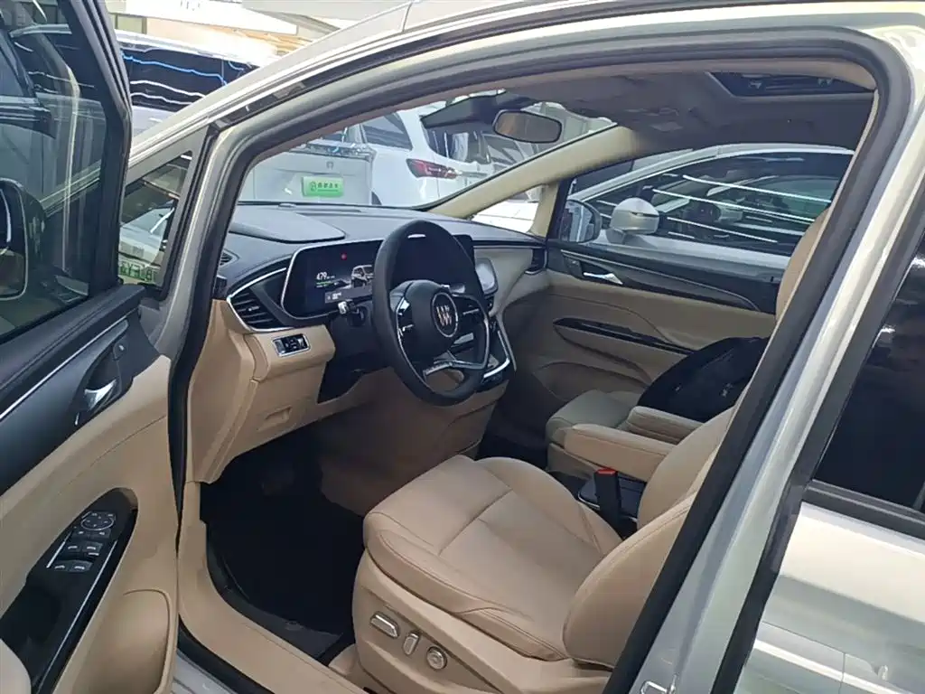 Buick GL8 New Energy 2025 Land Honor Premium Edition 7-Seater фото 16