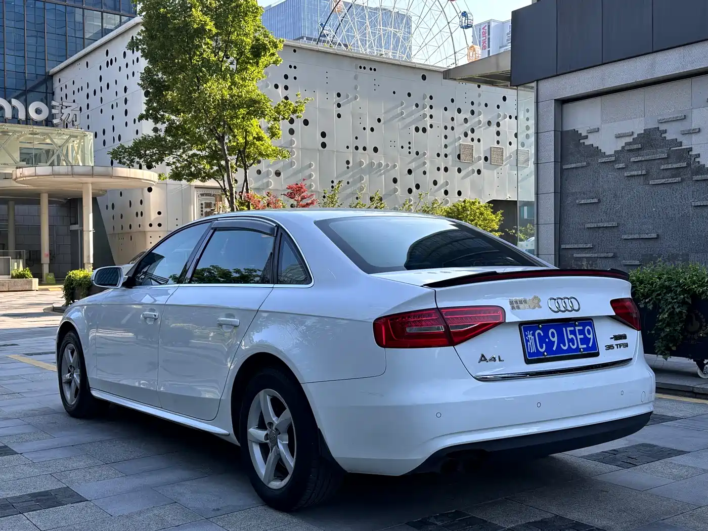 Audi A4L 2013 35 TFSI Automatic Standard фото 6