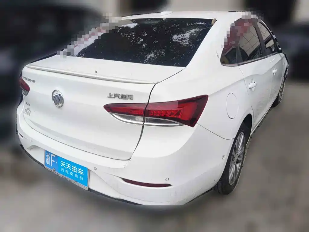 Фото 2 - Buick Excelle