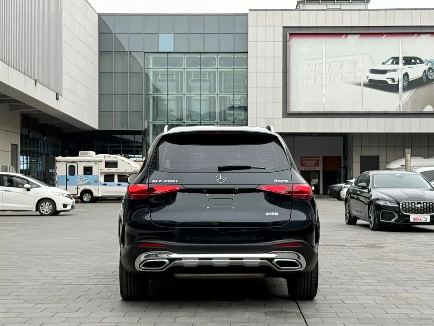 Mercedes-Benz GLC 2024 GLC 260 L 4MATIC Luxury 7-seater фото 6