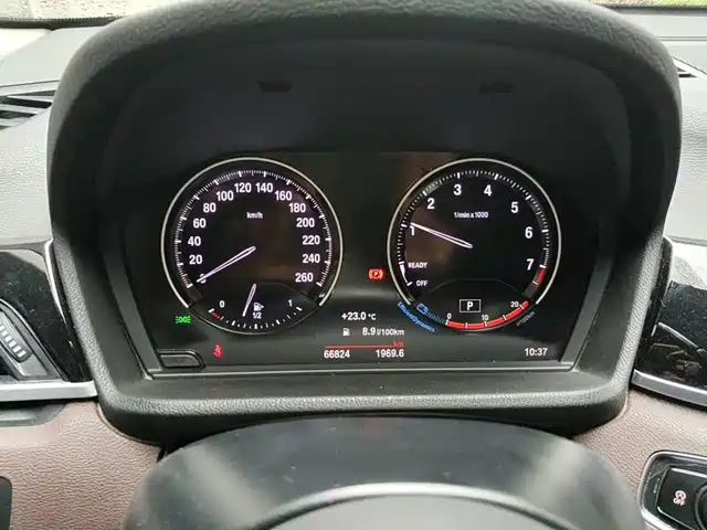 BMW X1 2021 sDrive25Li Leading — фото 4