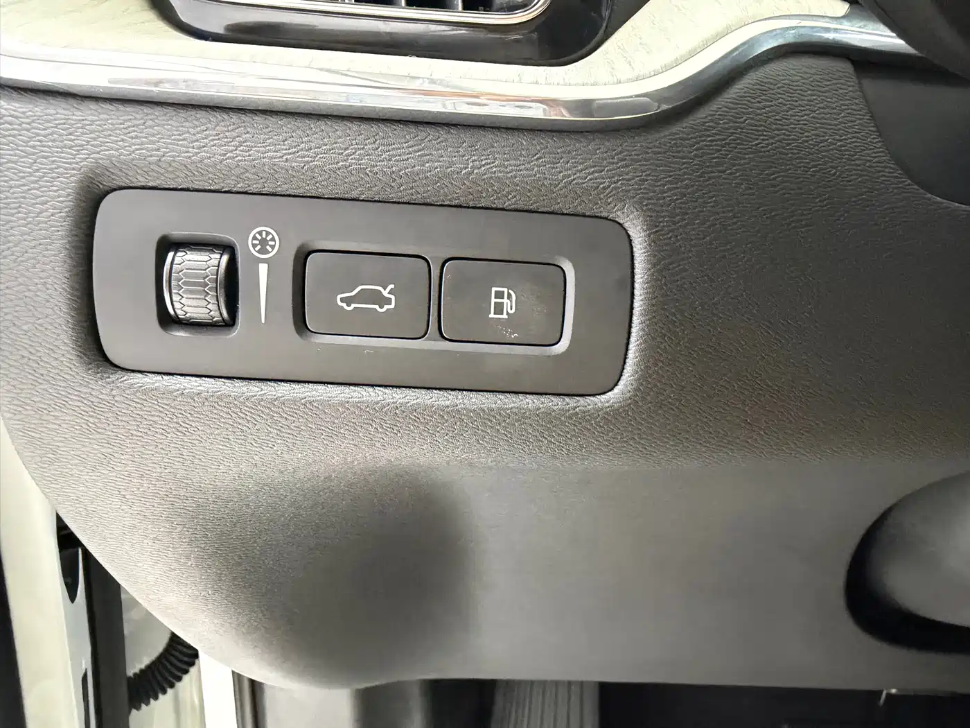 VOLVO XC60 PLUG IN HYBRID