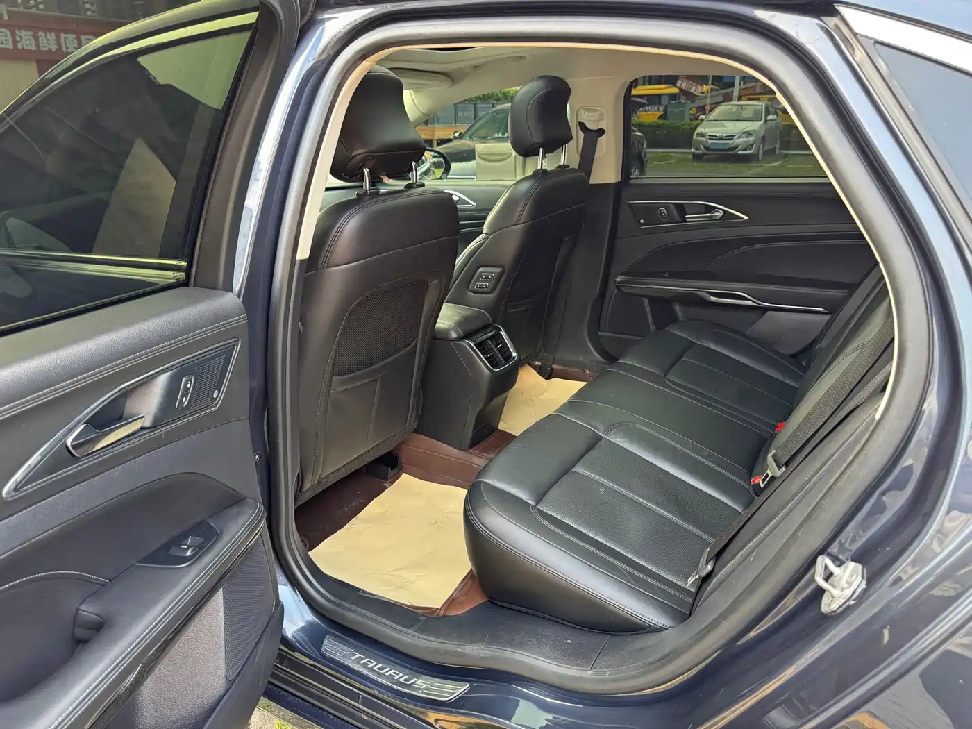 Ford Taurus 2021 2019 EcoBoost 245 Premium Edition
