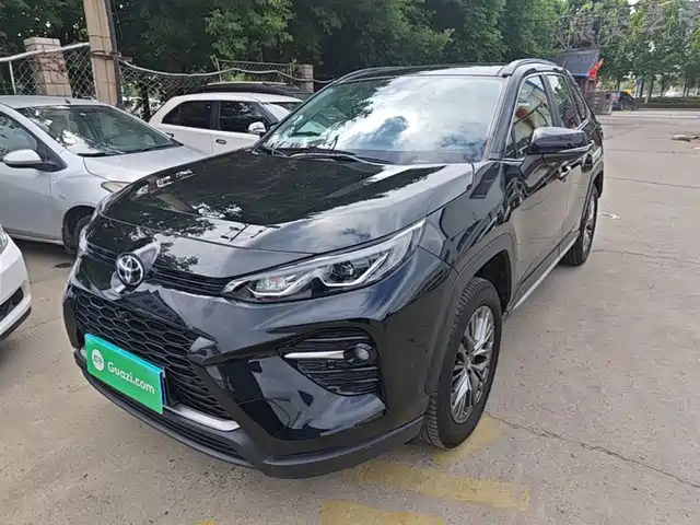 Toyota Wildlander 2.0L CVT, Полный привод, Люкс, PLUS