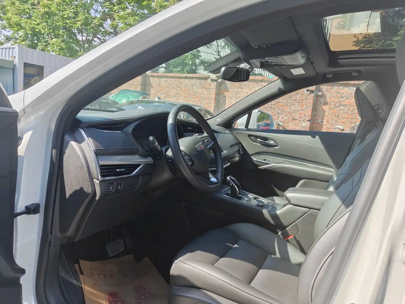 Cadillac XT4 2020 28T FWD Leading Trim фото 6