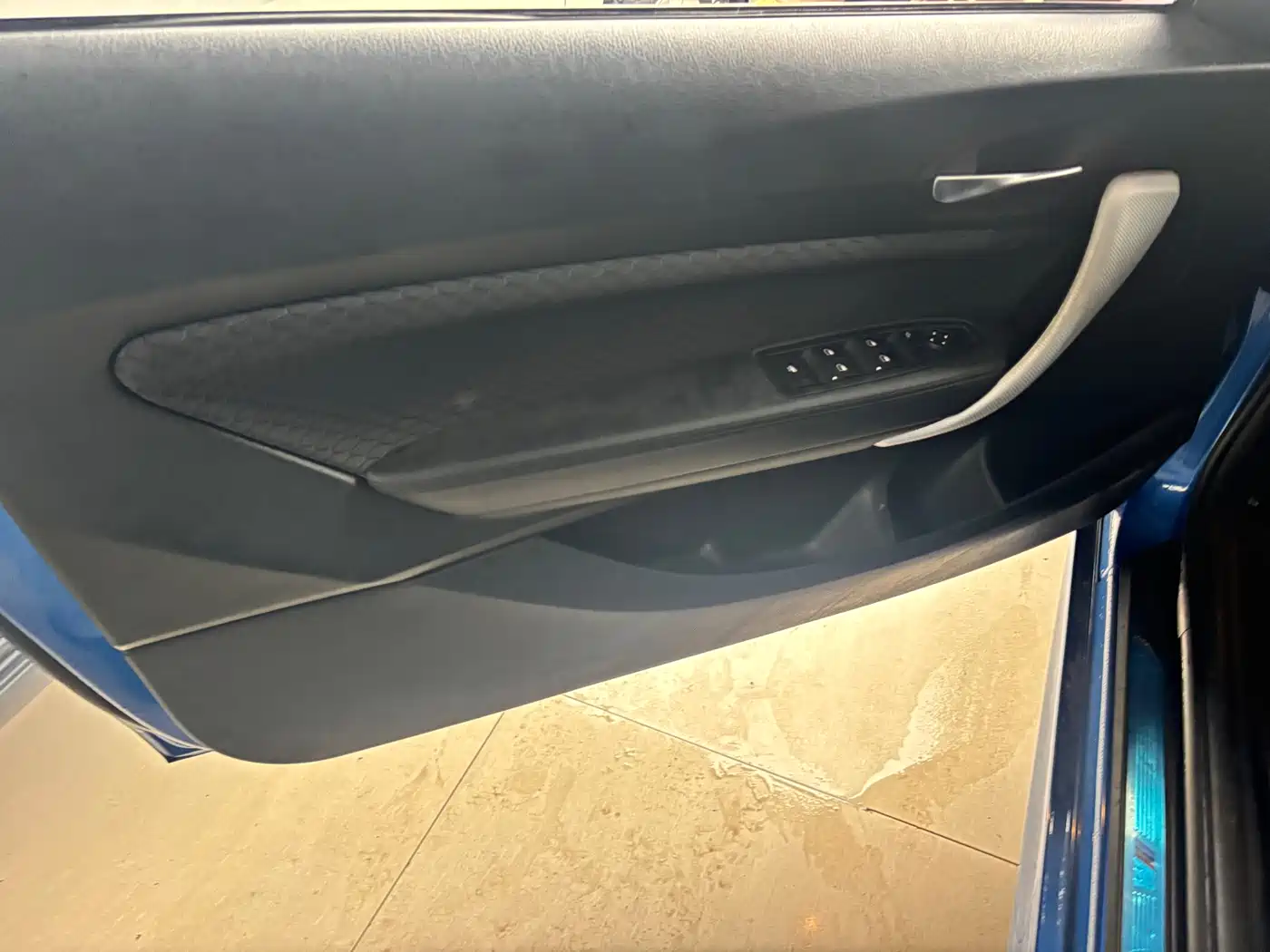 BMW 2 Series (Import) 2018 225i Convertible Coupe Premium M Sport Package фото 5