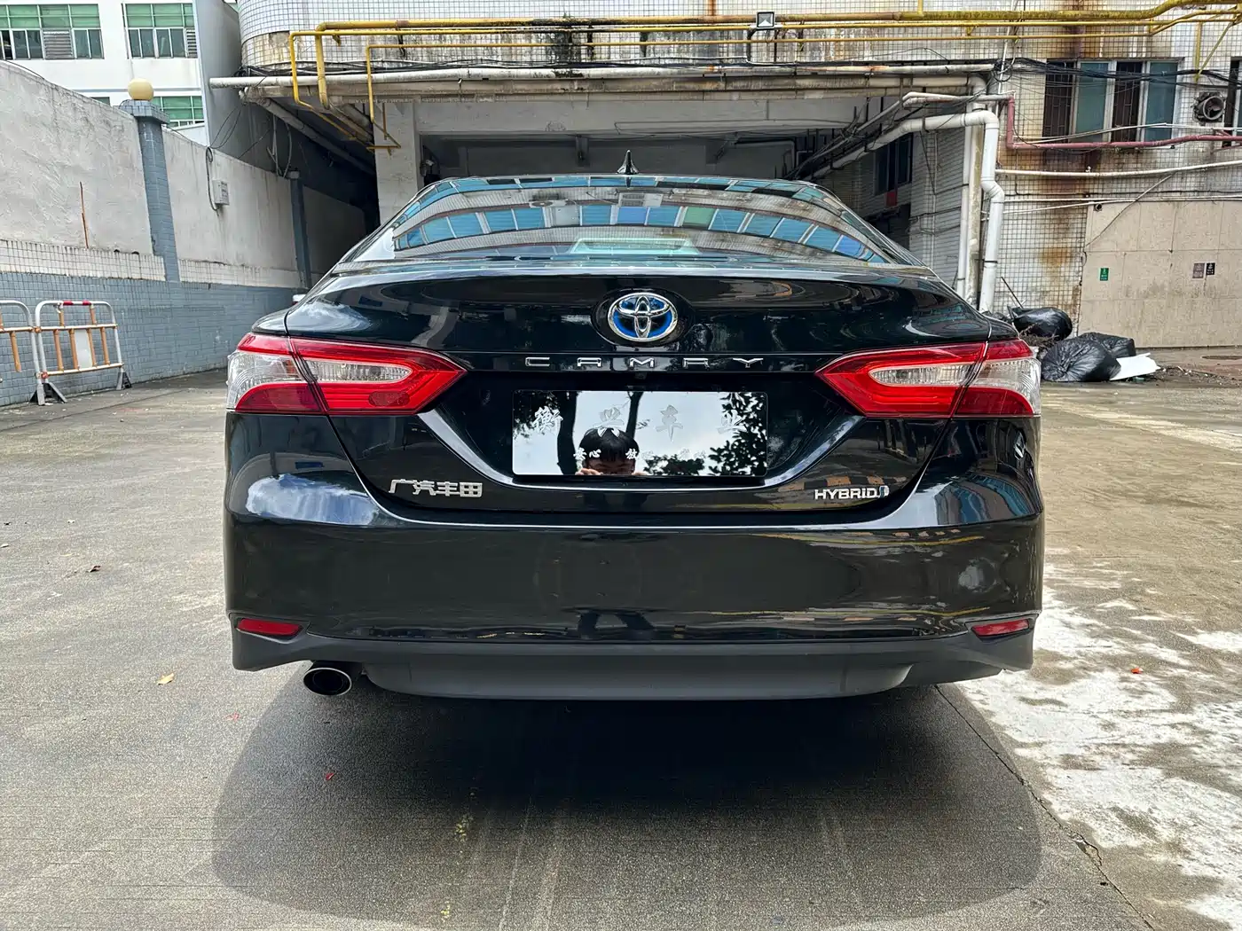 Toyota Camry 2021 Hybrid 2.5HGVP Leading Edition фото 10