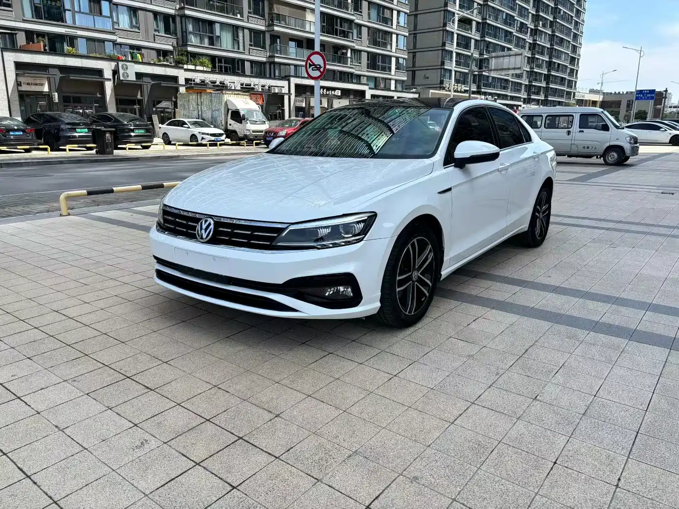 Volkswagen Lamando 2019 280TSI DSG Comfort Edition China VI фото 2