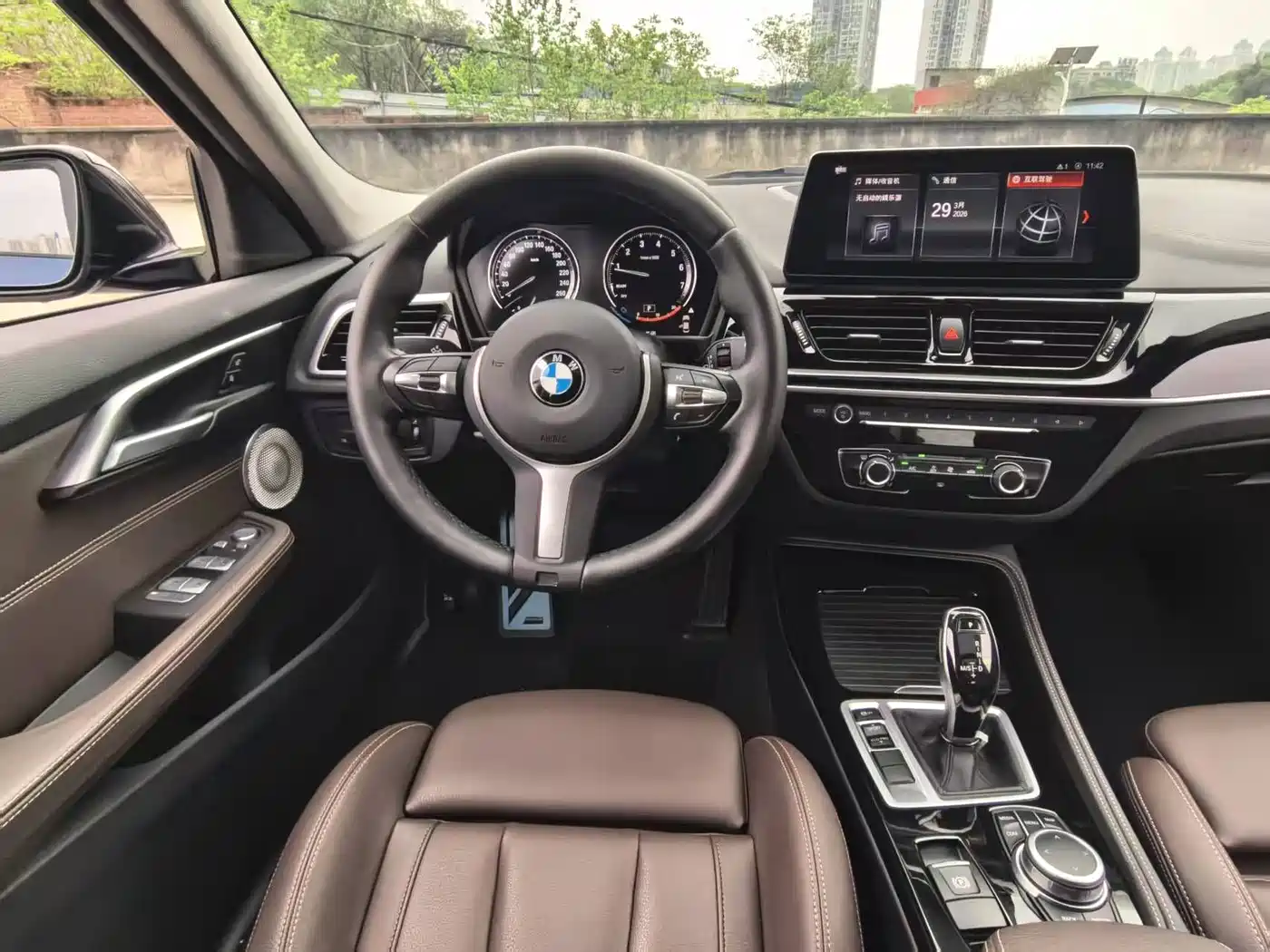 BMW 1 Series 2021 Facelift 125i M Sport Shadow Edition фото 14