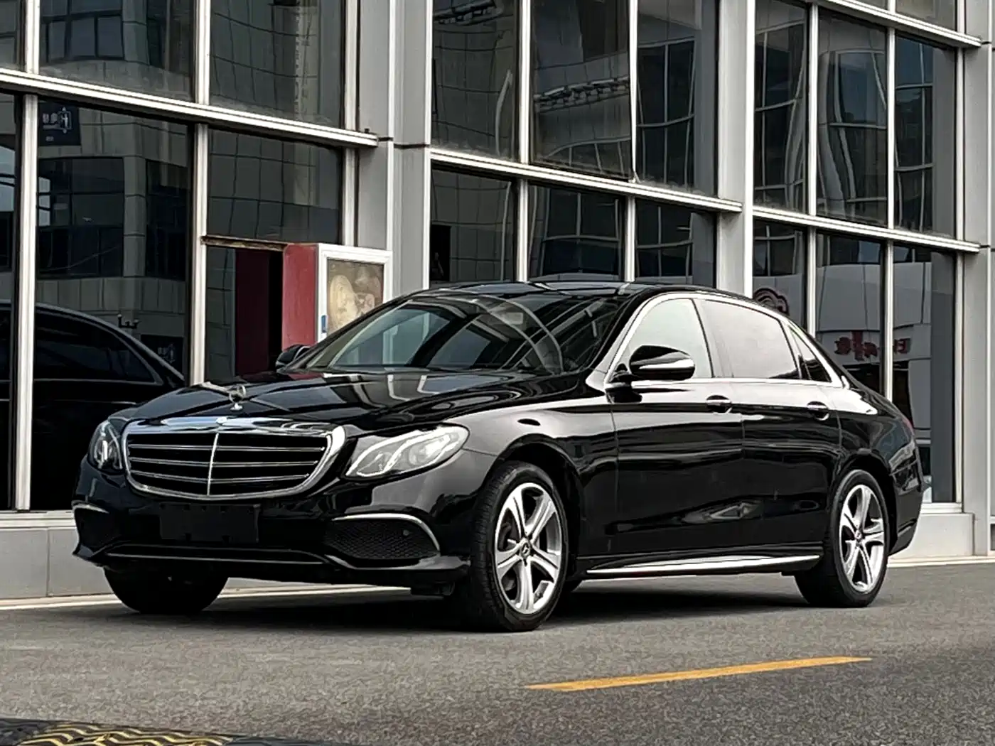 Mercedes-Benz E-Class 2020 Model E 260 L Sport
