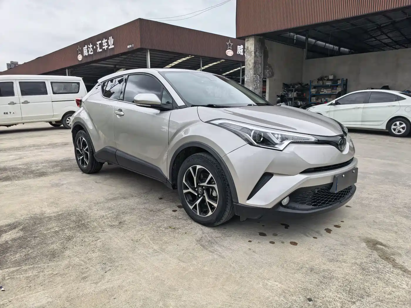 Toyota C-HR 2020 Model 2.0L Cool Cross Leading фото 3