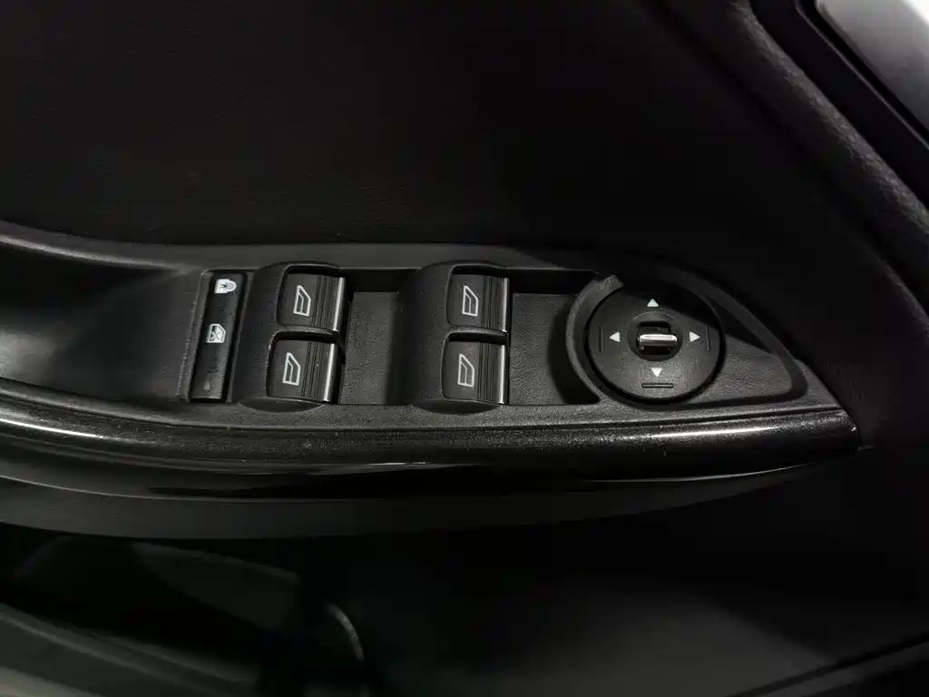 Фото 9 - Ford Focus