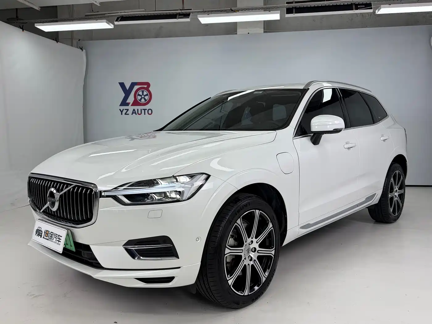 VOLVO XC60 PLUG IN HYBRID