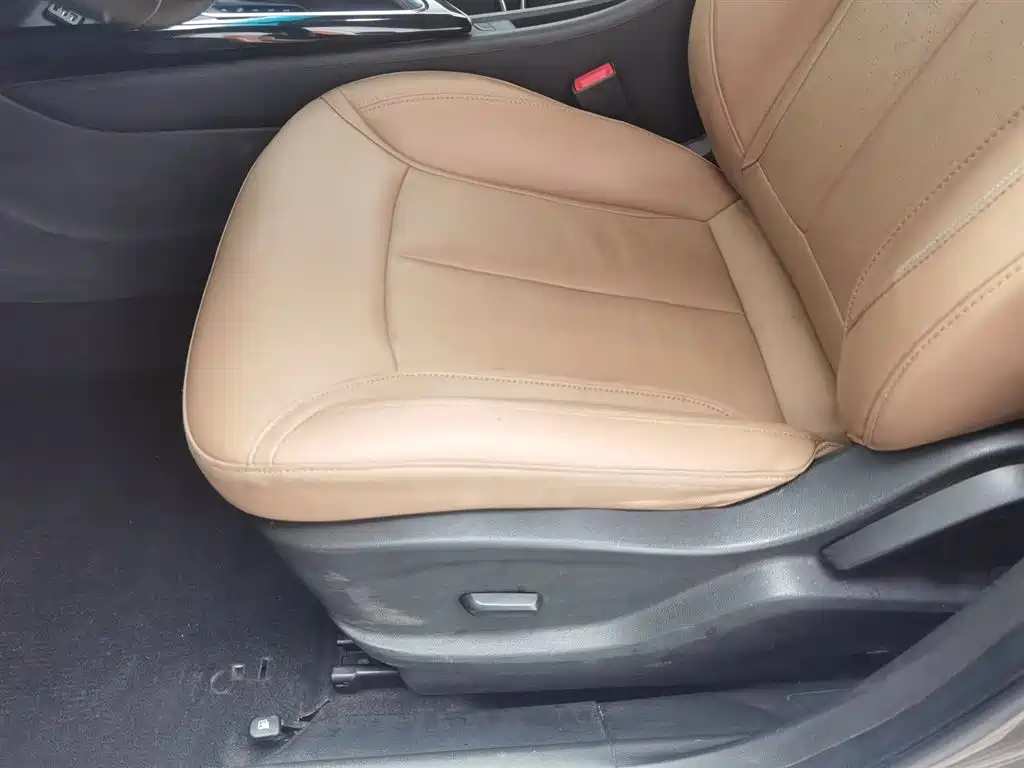 Buick GL6 2021 323T Mild Hybrid Connected Premium Trim фото 20