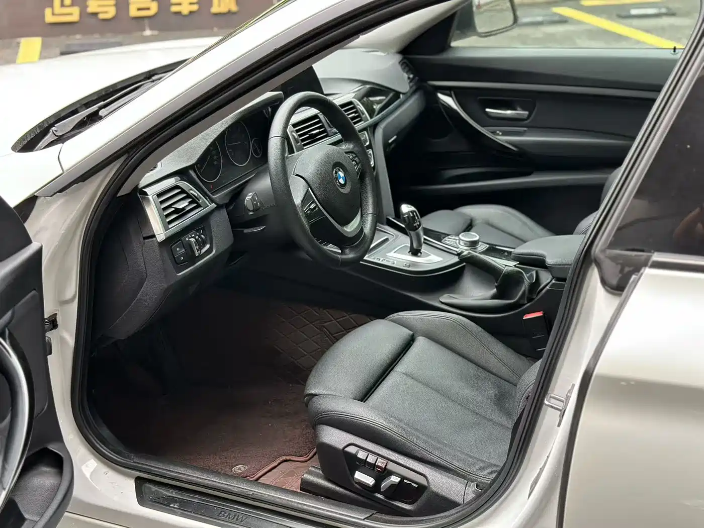 BMW 3 Series GT 2018 320i Fashion фото 4