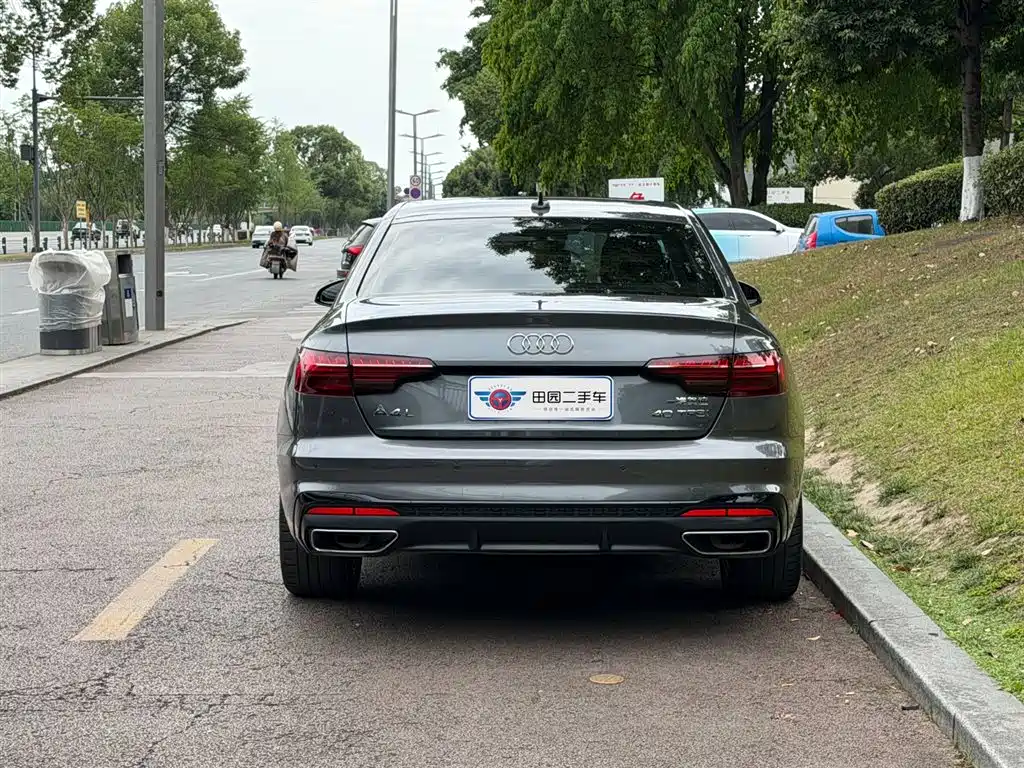 Audi A4L 2022 40 TFSI Luxury Dynamic фото 5