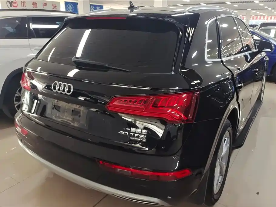 Audi Q5L 2020 40 TFSI Prestige Progressive фото 3