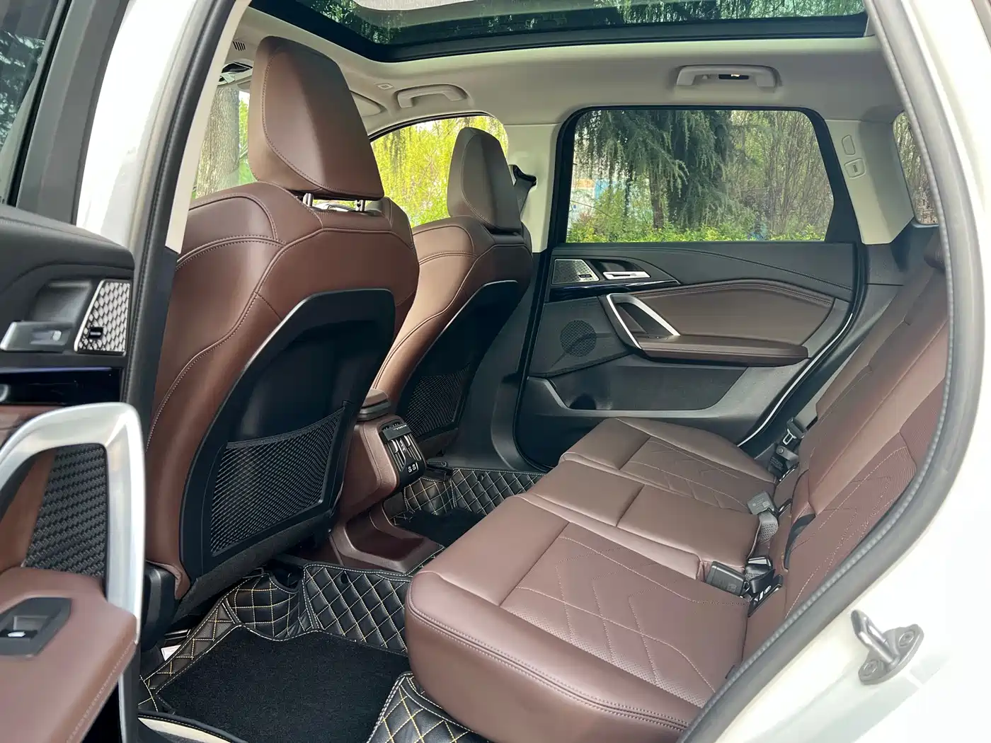 BMW X1 2023 sDrive25Li X Design Package фото 8