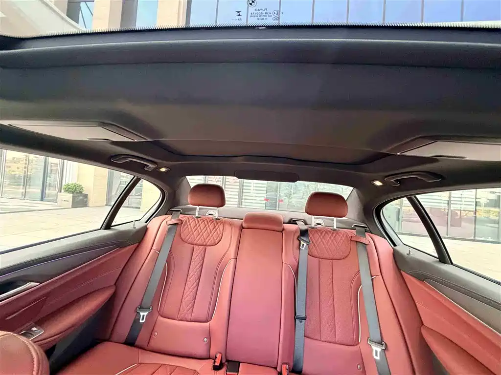 BMW 5 Series New Energy 2022 Facelift 535Le M Sport Package фото 32