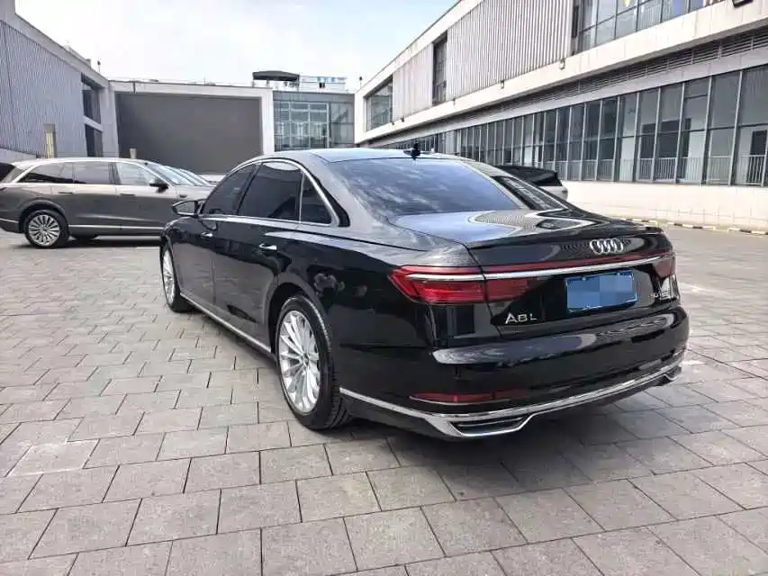 Audi A8 2019 Facelift Plus A8L 50 TFSI quattro Comfort фото 9