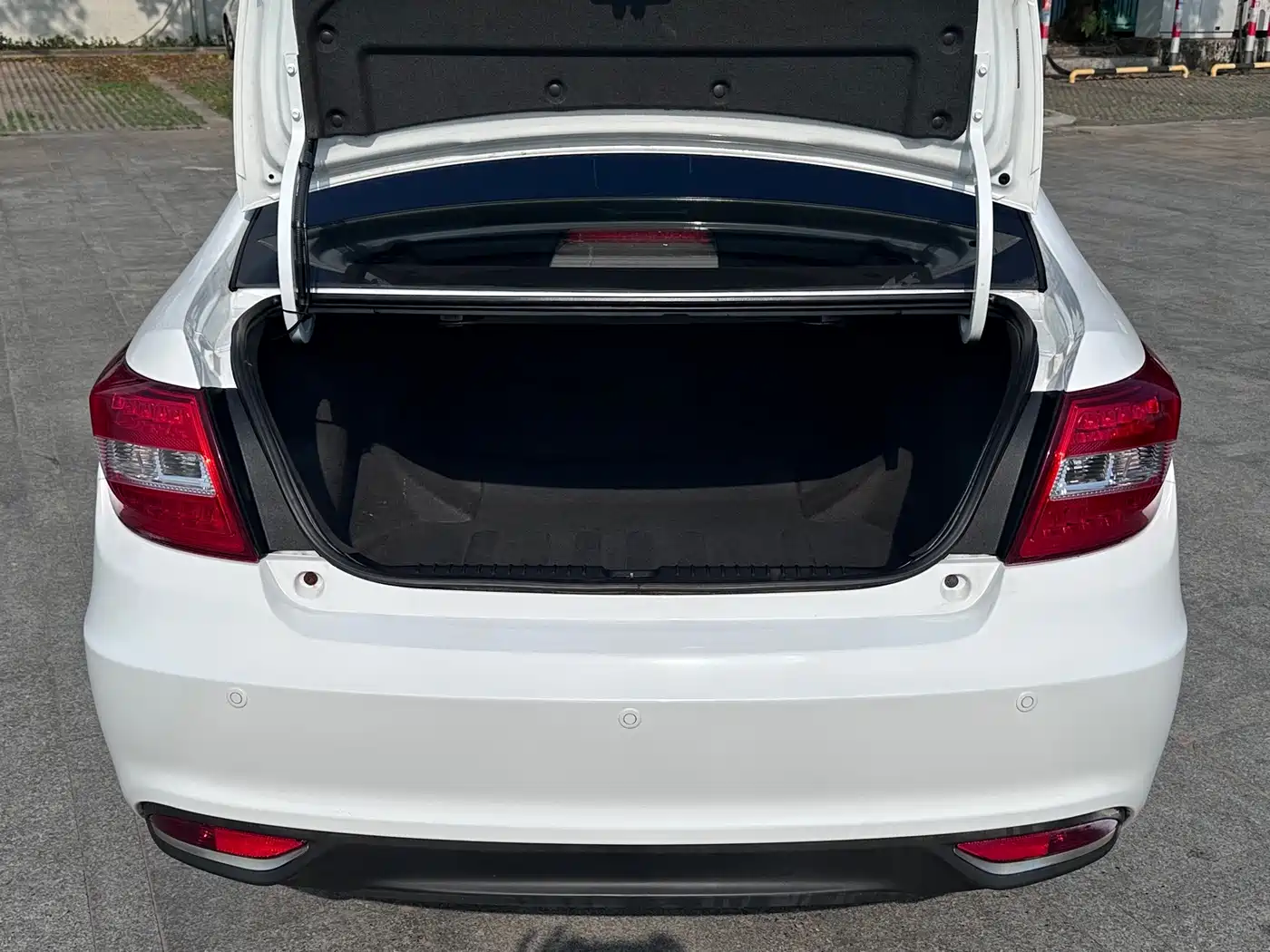 Geely Vision 2016 2016 1.5L Auto Happiness Edition