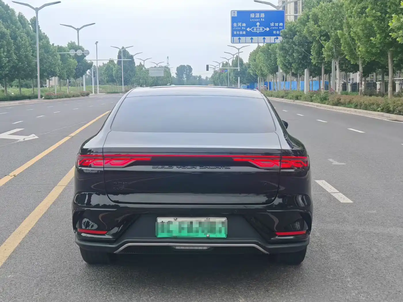 BYD Han 2025 DM-i 125KM Comfort фото 8