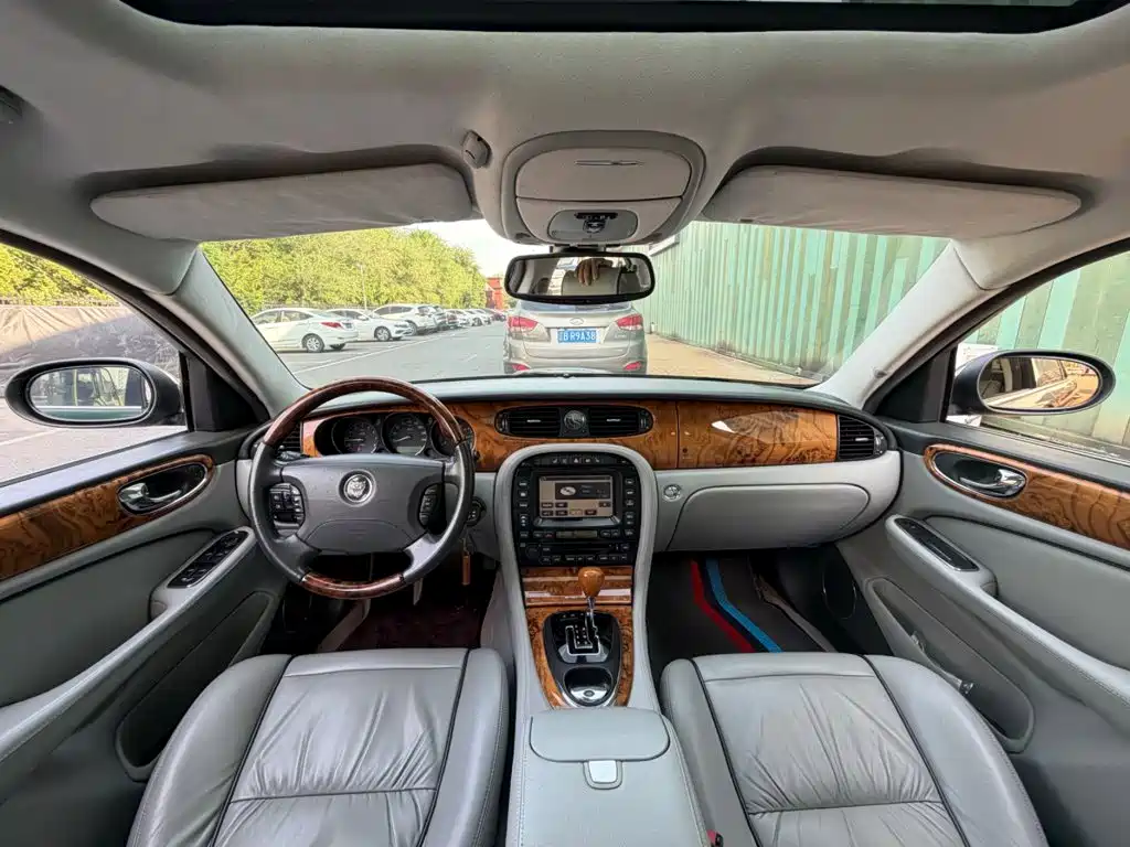 Jaguar XJ 2006 2007 Model XJ6L 3.0 Royal Long Wheelbase