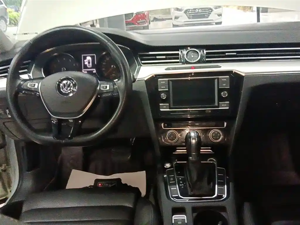 Volkswagen Magotan 2019 330TSI DSG Leading China V фото 10