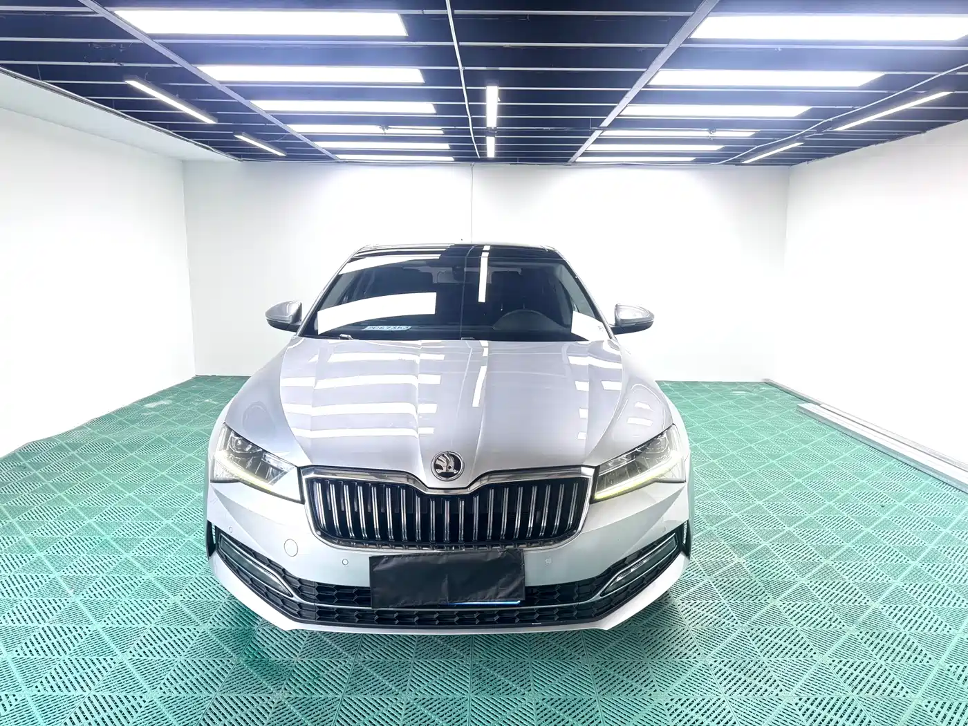 Škoda Superb 2023 Facelift TSI280 DSG Premium Edition фото 2