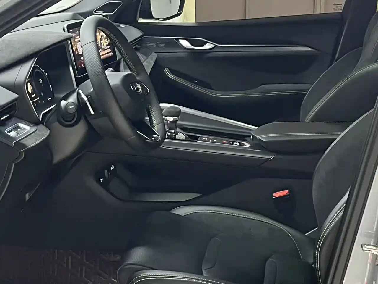 GEELY AUTOMOBILE XINGRUI