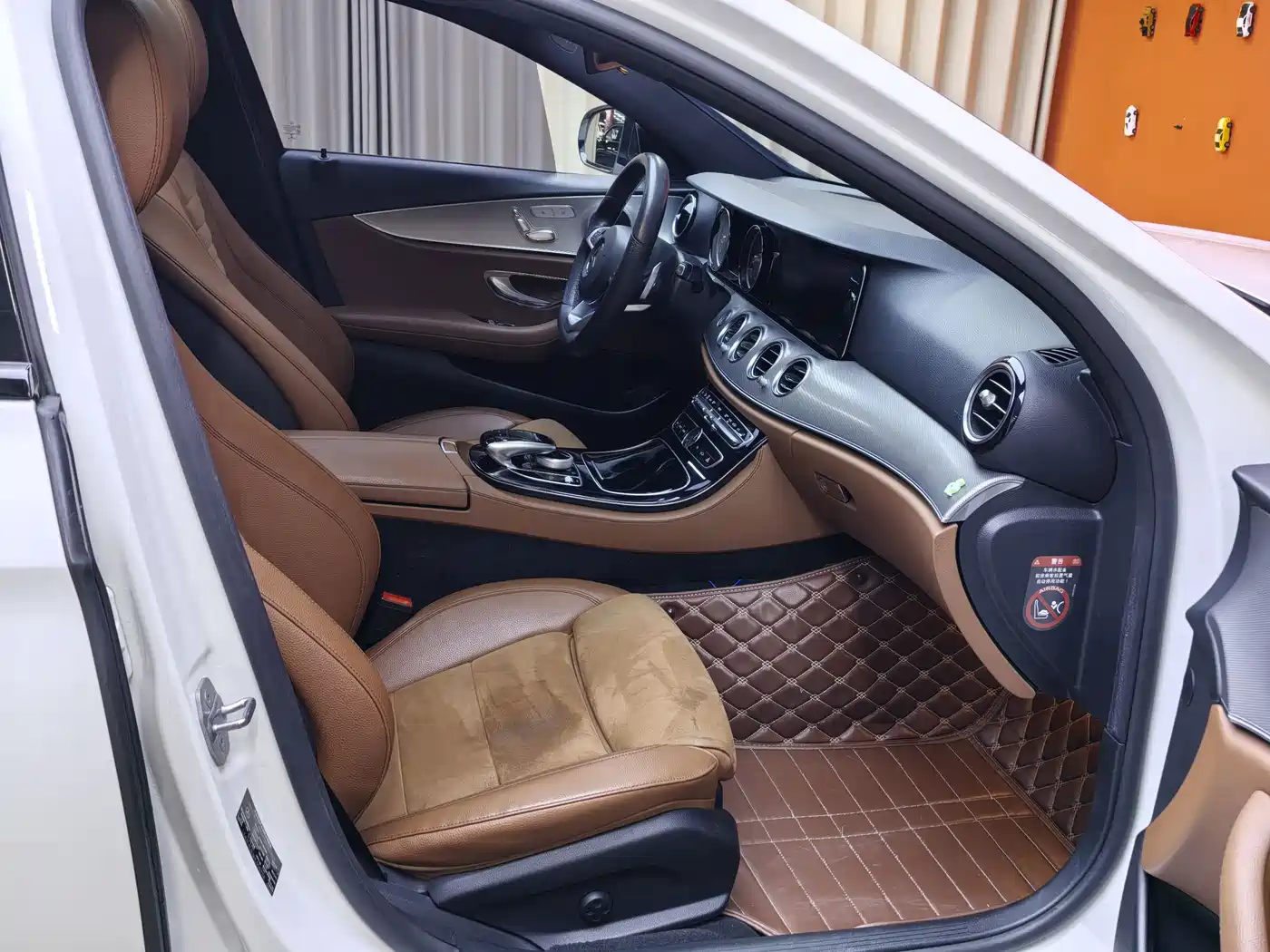 Mercedes-Benz E-Class 2017 E 200 Sport 4MATIC фото 15