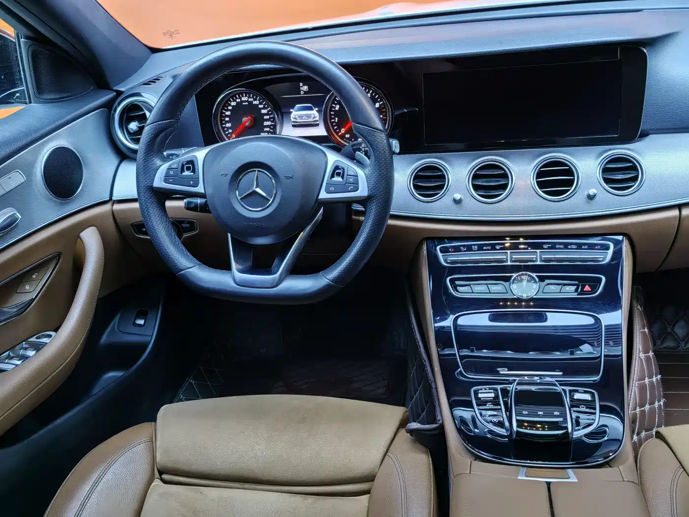 Mercedes-Benz E-Class 2017 E 200 Sport 4MATIC фото 22