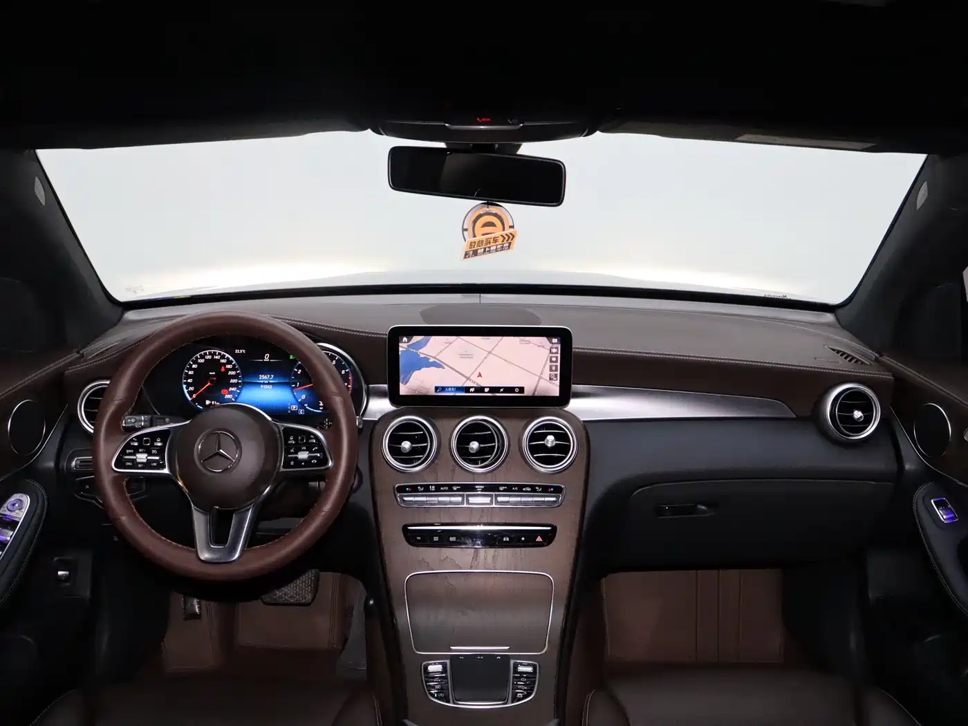 Mercedes-Benz GLC 2022 GLC 300 L 4MATIC Dynamic Collector's Edition фото 20