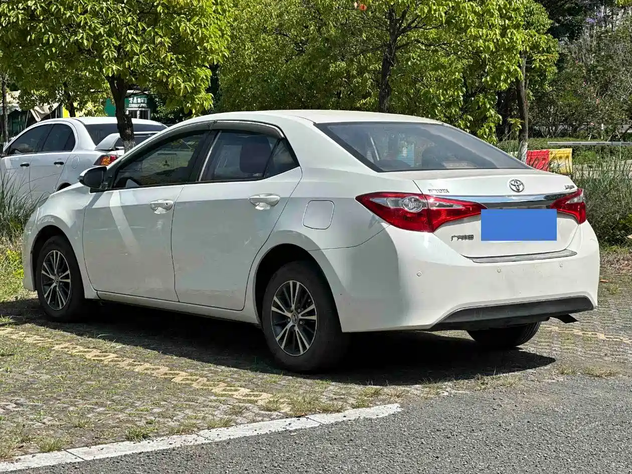 Toyota Levin 2016 1.6G CVT Elite Edition фото 9