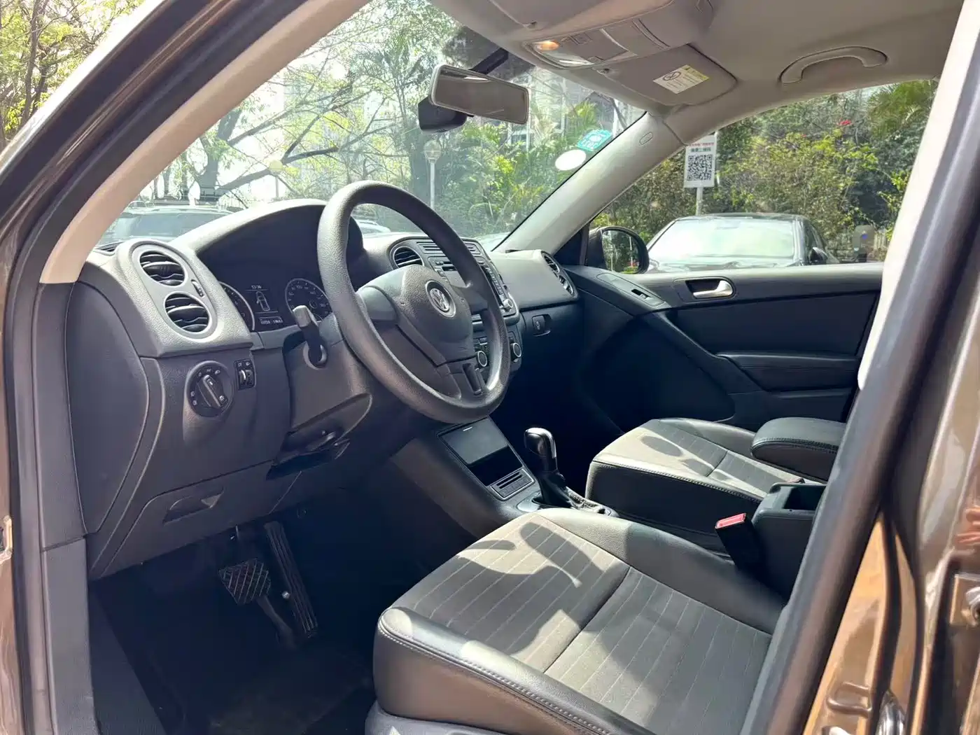 Volkswagen Tiguan 2015 1.8TSI Automatic 2WD Trendline фото 4