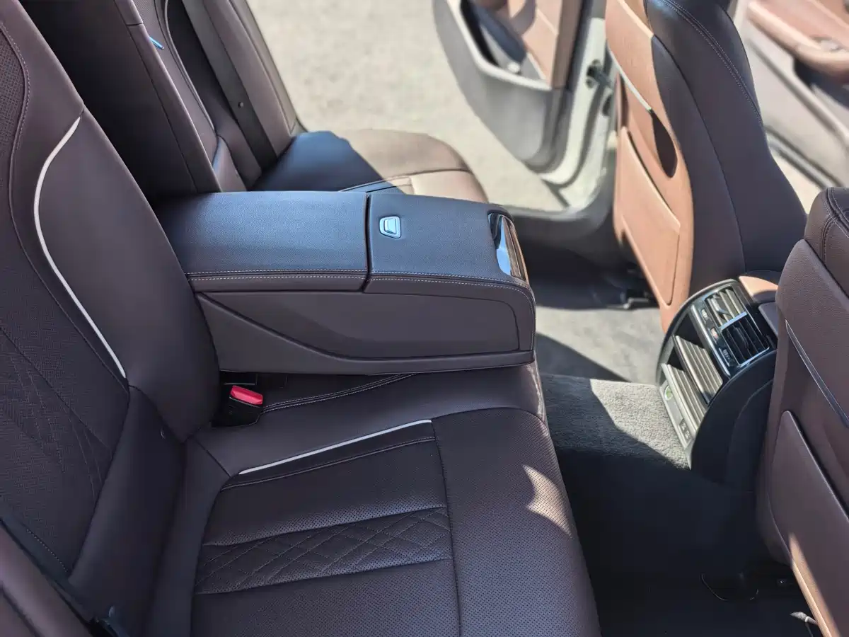 BMW 5 Series 2021 Facelift 525Li M Sport Package фото 14
