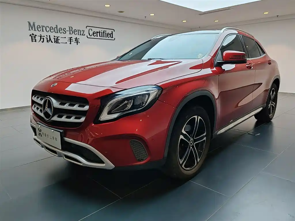Mercedes-Benz GLA 2019 GLA 200 Fashion