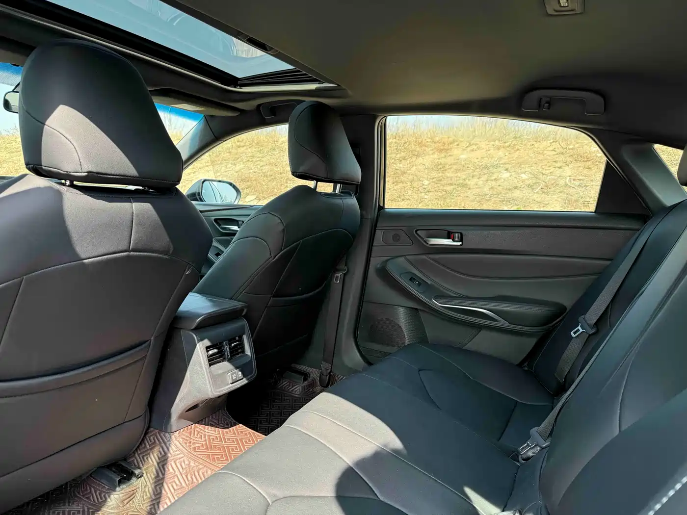 Toyota Avalon 2019 2.0L Progressive Edition (China VI) фото 7
