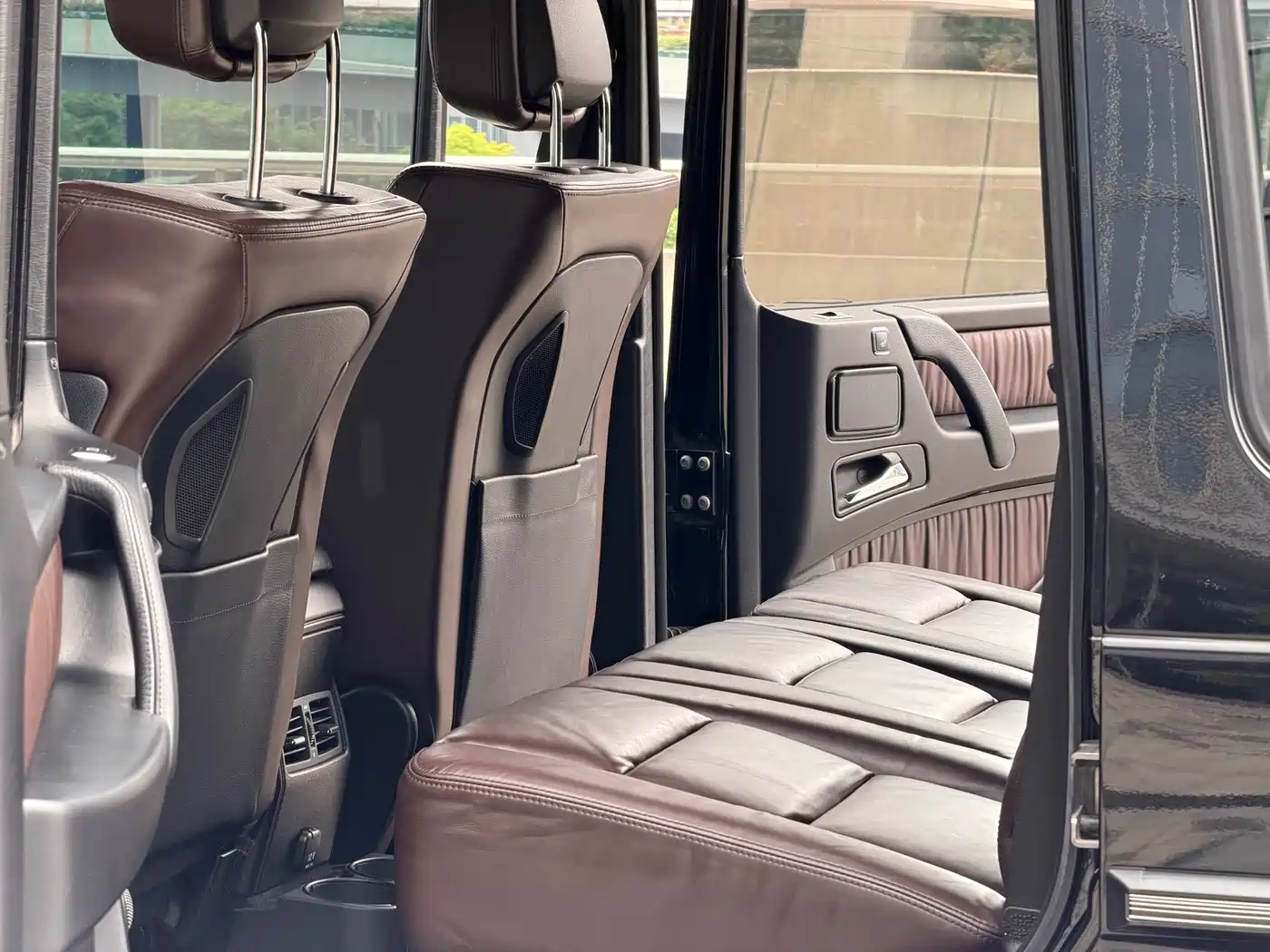 Mercedes-Benz G-Class 2018 G 500 designo Masterpiece Collector's Edition фото 8