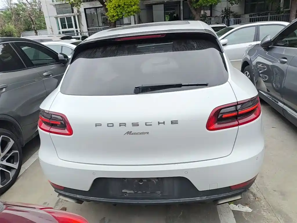 Porsche Macan 2017 Macan 2.0T фото 6