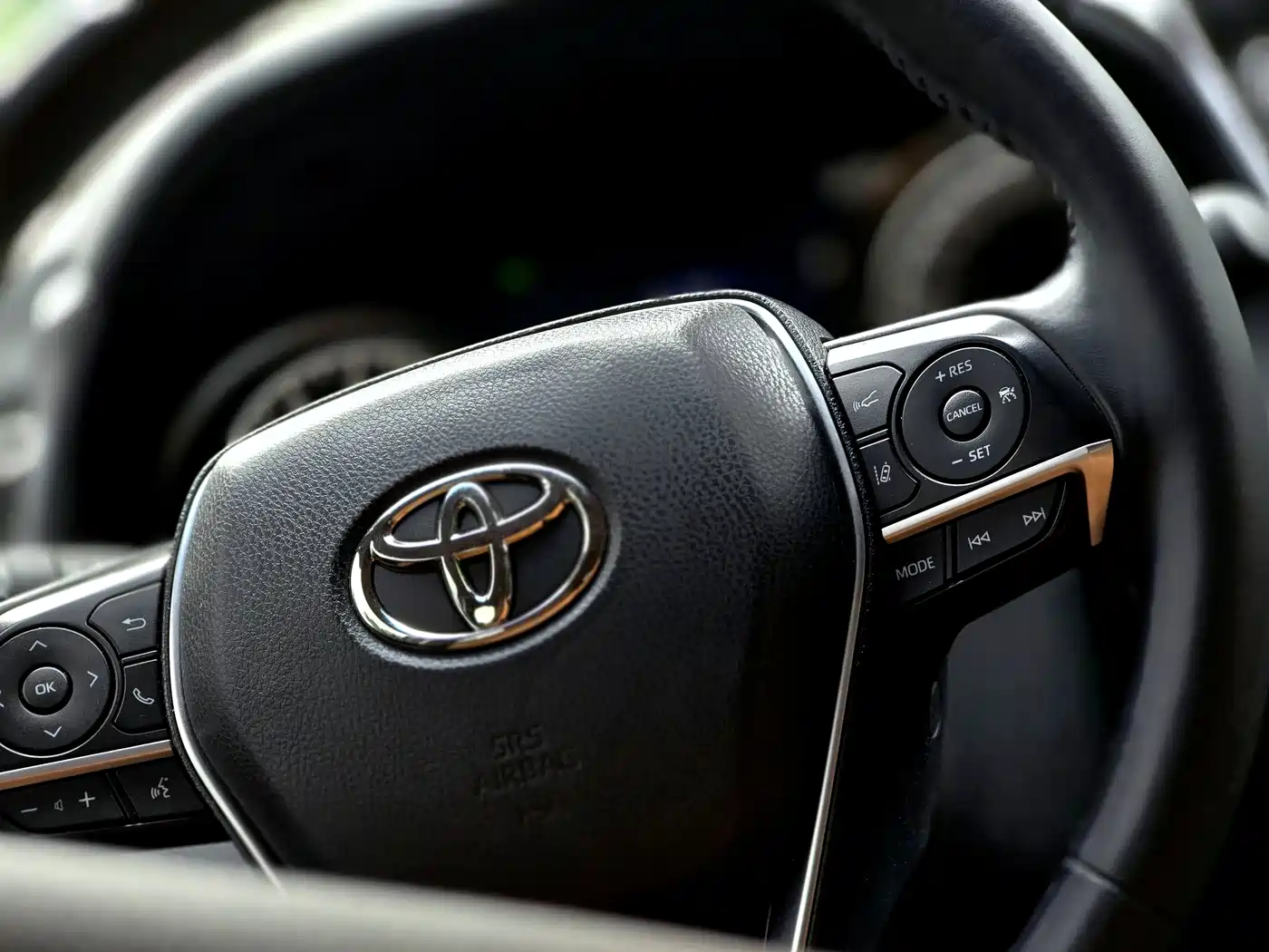 Photo 11 - Toyota Camry