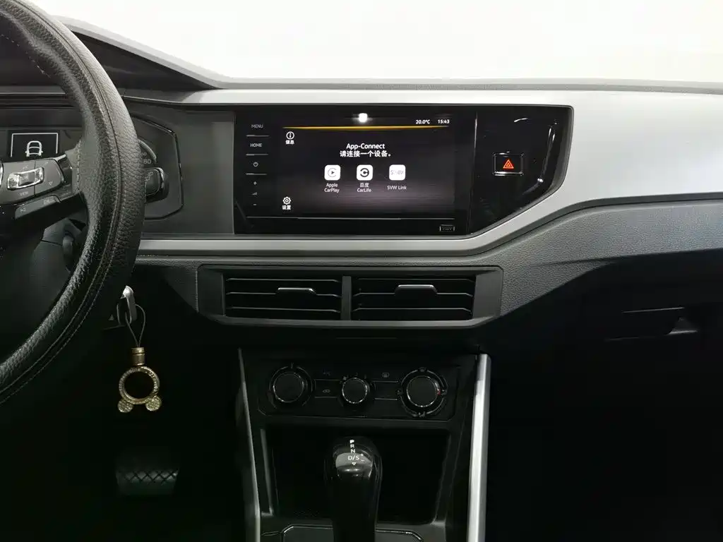 Volkswagen Polo 2021 Plus 1.5L Automatic Panorama Enjoyment Edition фото 12