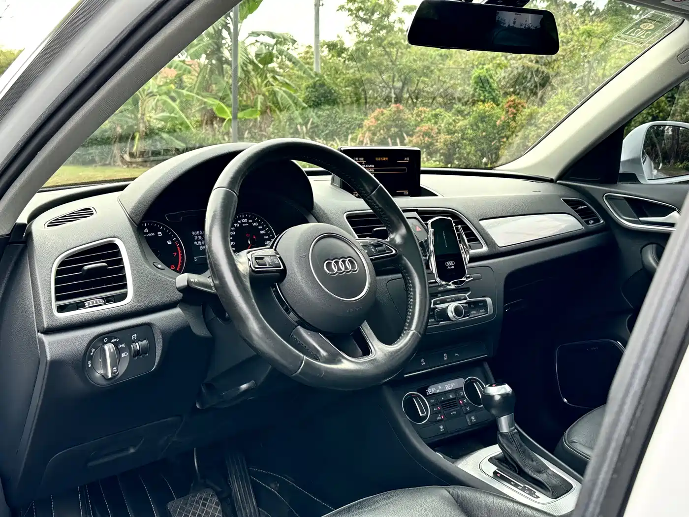 Audi Q3 2018 30th Anniversary Edition 30 TFSI Fashion фото 9