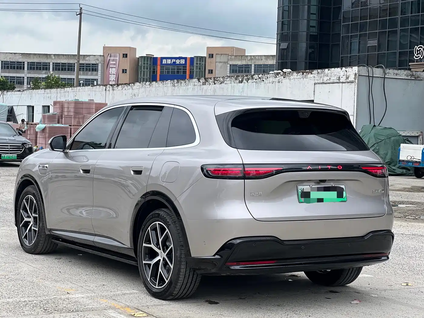 AITO Wenjie AITO M6 2026