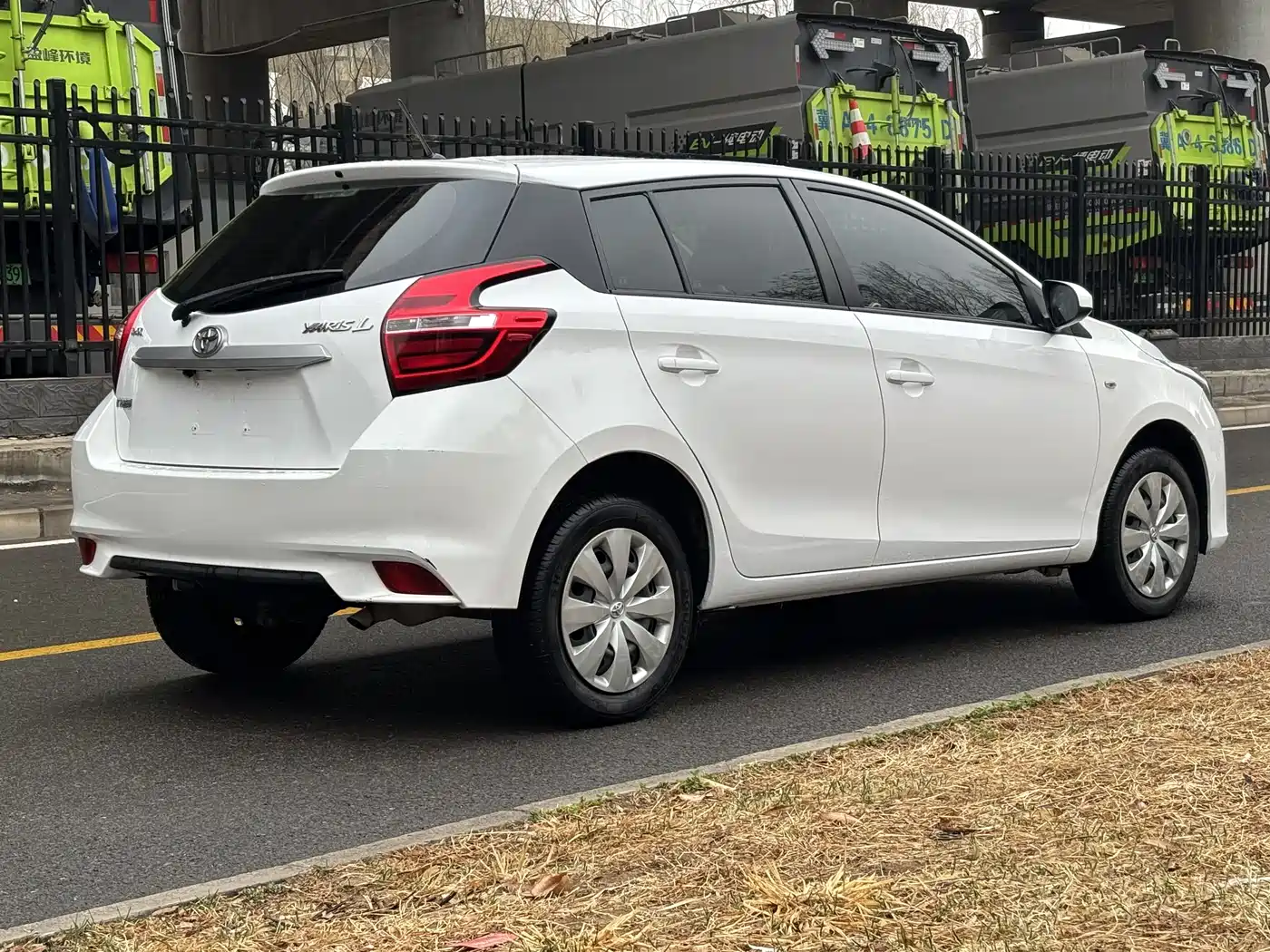 Toyota YARiS L Zhi Xuan 2016 Facelift 1.5E CVT Charming Edition фото 6