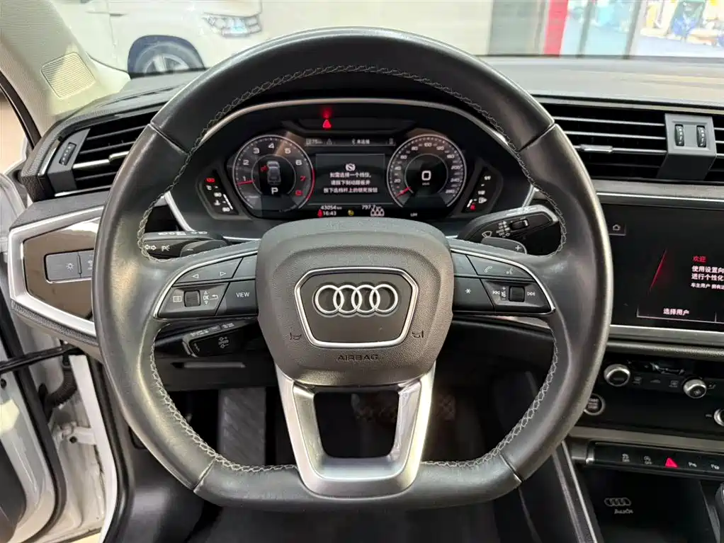 Audi Q3 2022 35 TFSI Fashion Dynamic фото 11