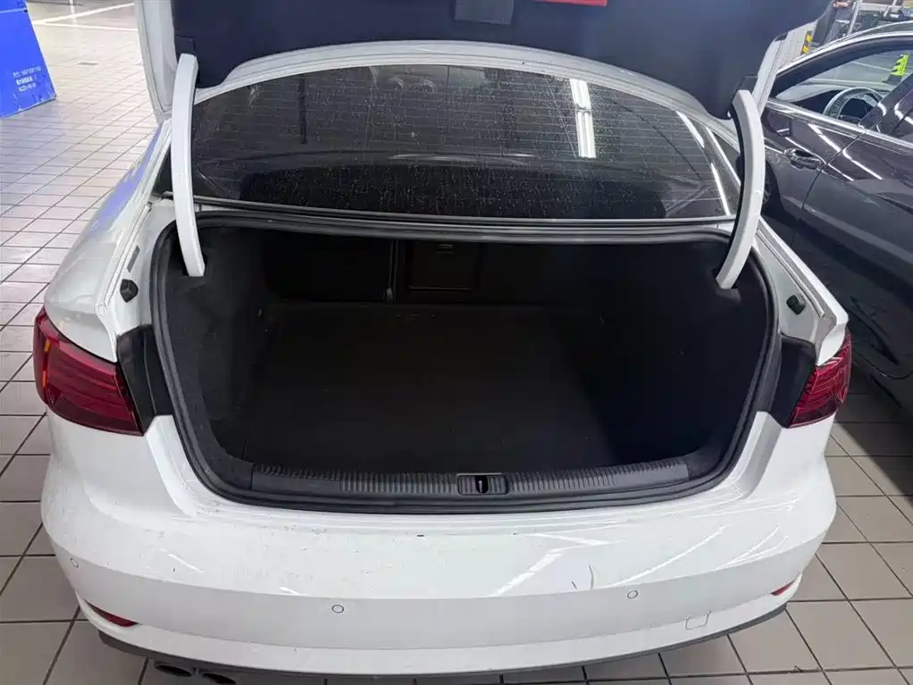 Photo 9 - Audi A3
