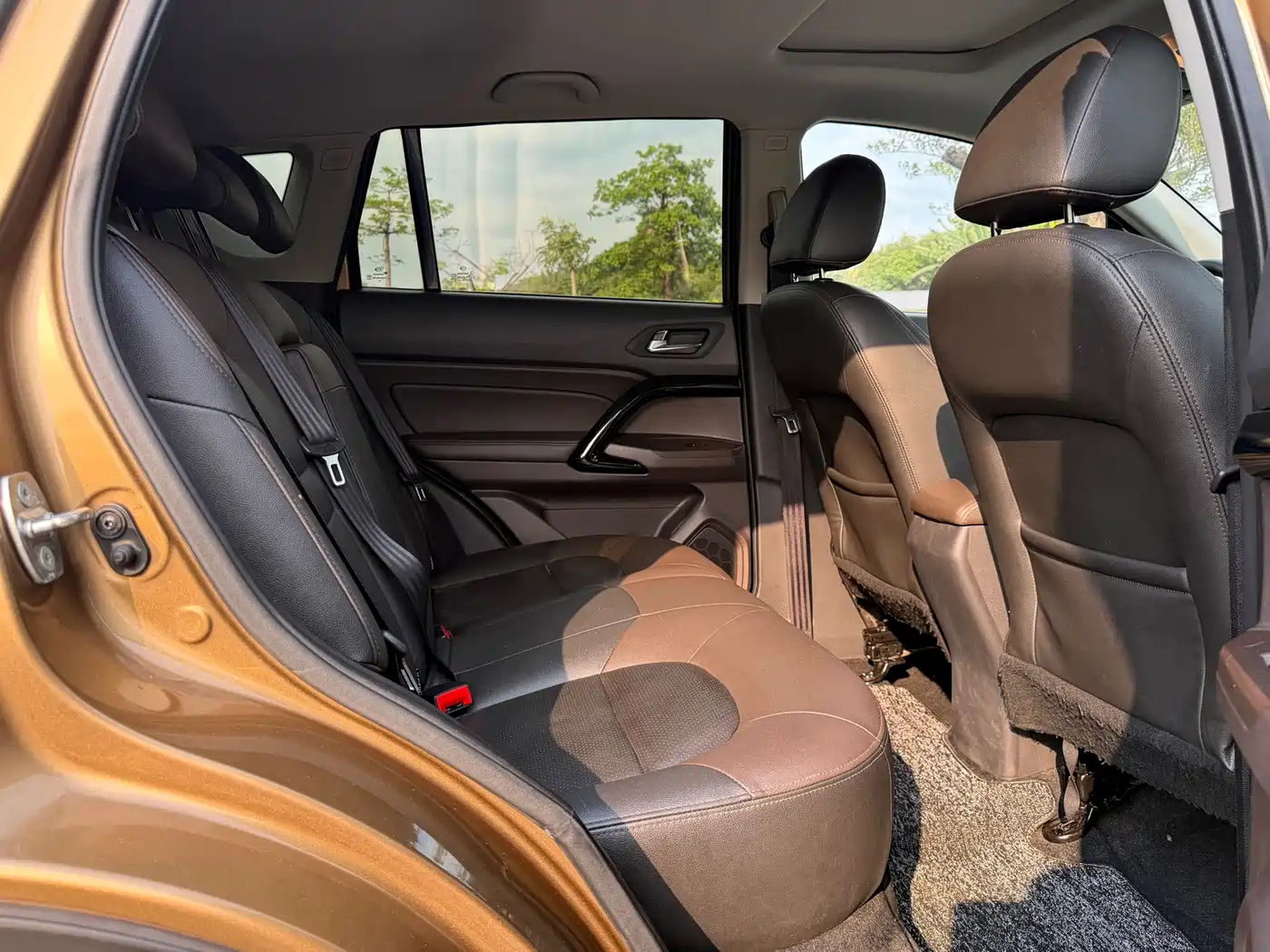 GAC Trumpchi Trumpchi GS4 2015 200T G-DCT Luxury Edition фото 17